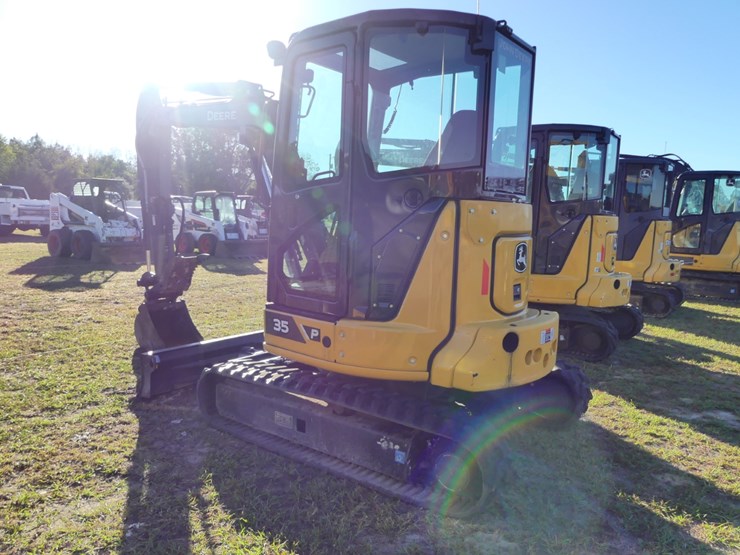 2024-john-deere-24-image-4