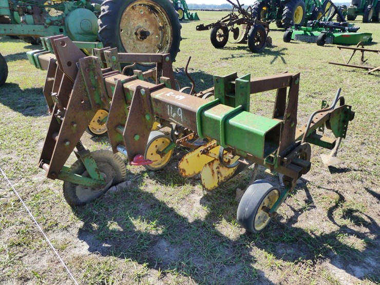 john-deere-2-image-2