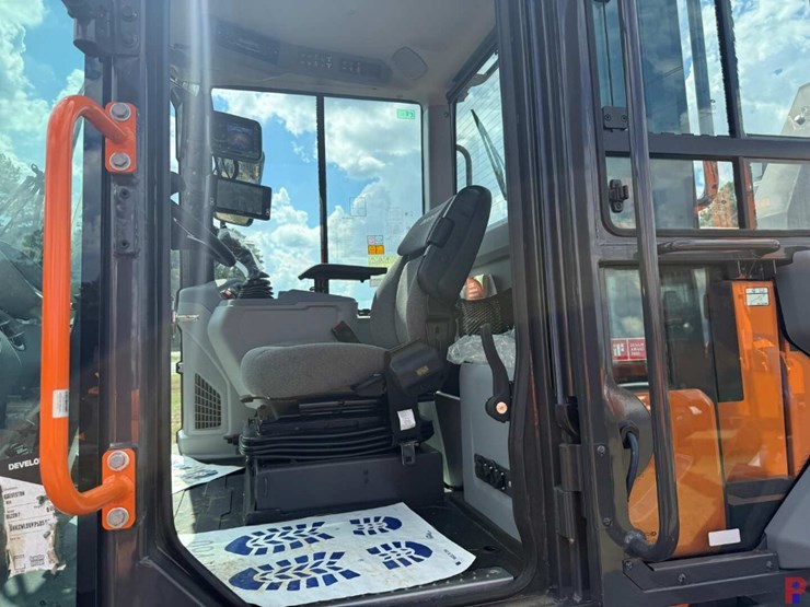 2024-develon-dl220-7-image-12