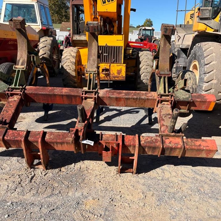 Brillion CC300 Ripper