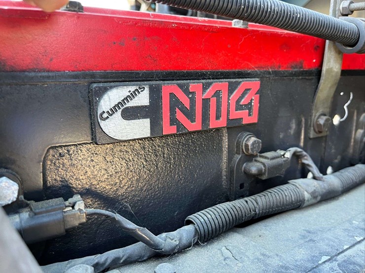 1995-international-f9370-image-14