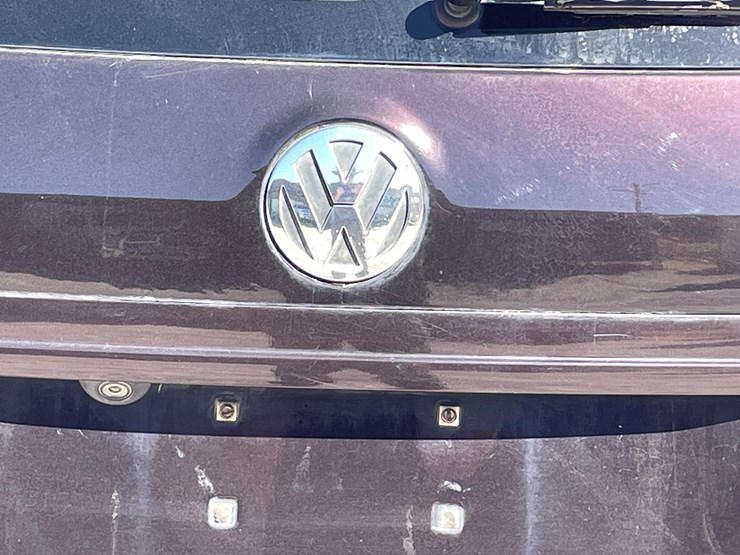 2010-volkswagen-routan-image-37