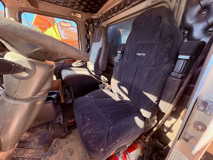 2007-kenworth-t800-image-61