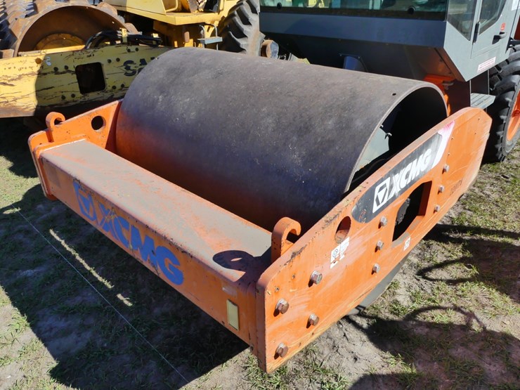 2018-xcmg-cv83pd-image-9