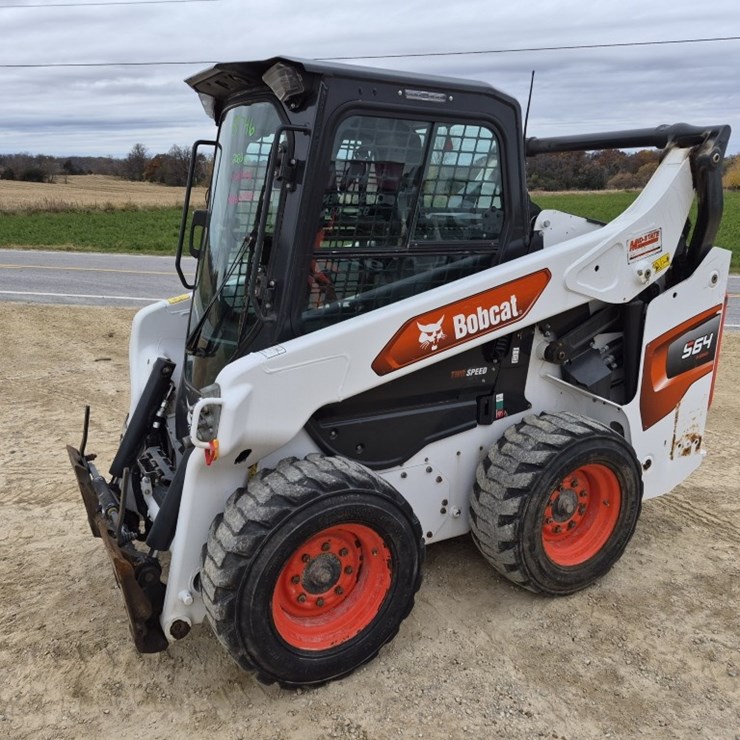 2023 BOBCAT S64