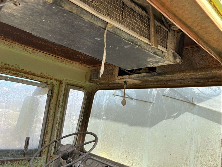 1977-euclid-r35-image-37