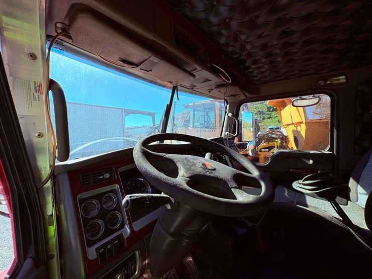 2007-kenworth-t800-image-63