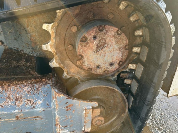 2018-takeuchi-tl8-image-14