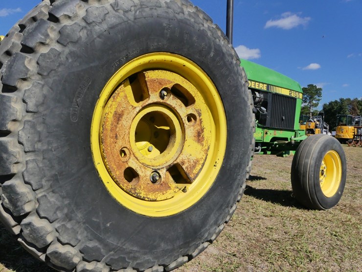 john-deere-2155-image-7