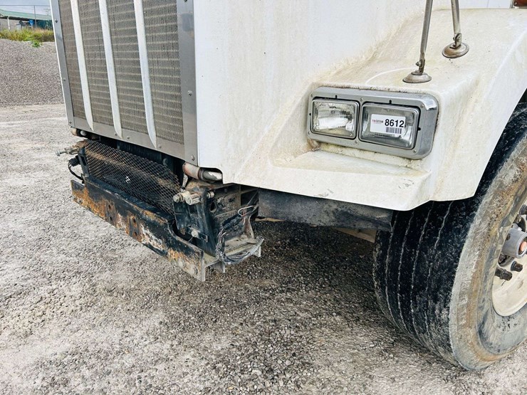 kenworth-t800-image-12