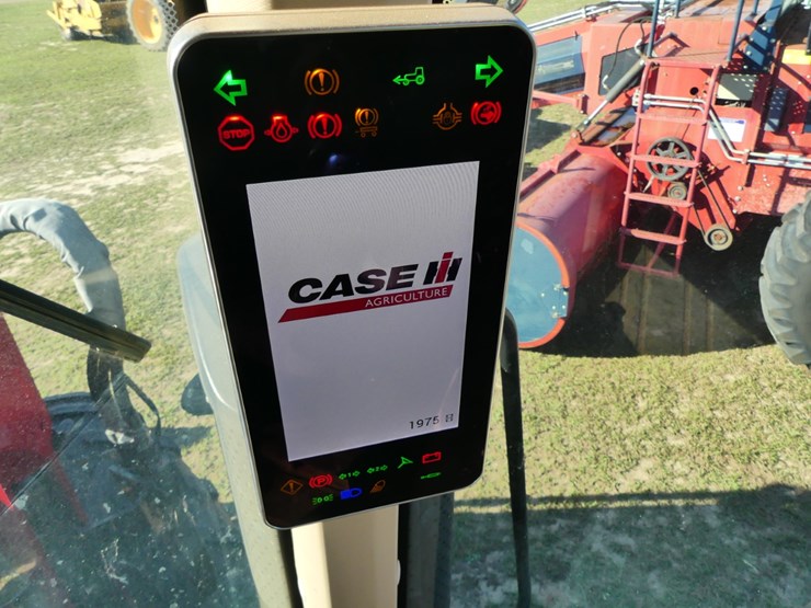 case-ih-magnum-200-image-19