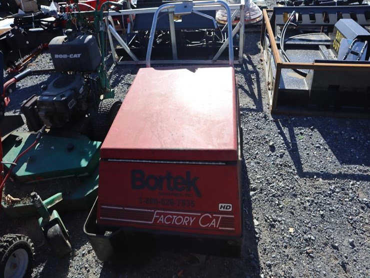 bortek-factory-cat-sweeper-image-5