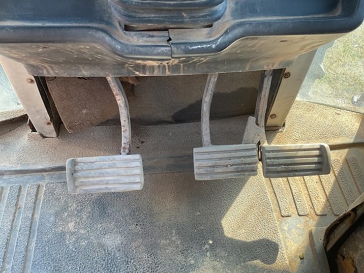 1989-case-ih-7140-image-21