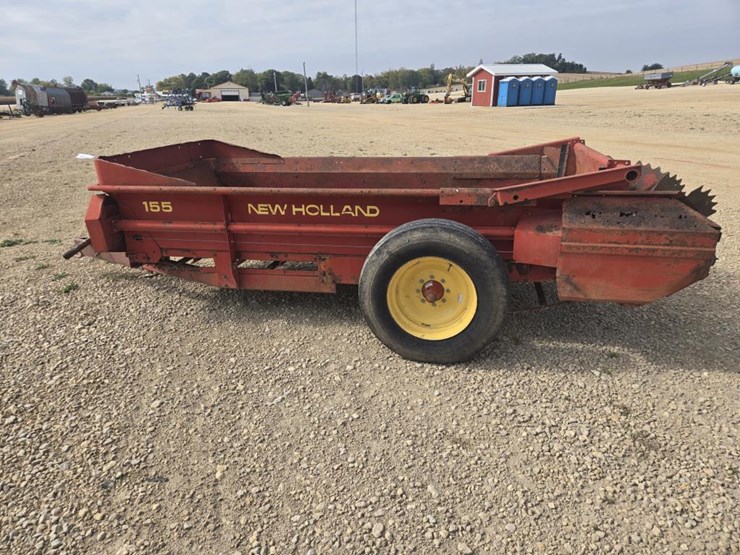 new-holland-155-image-2
