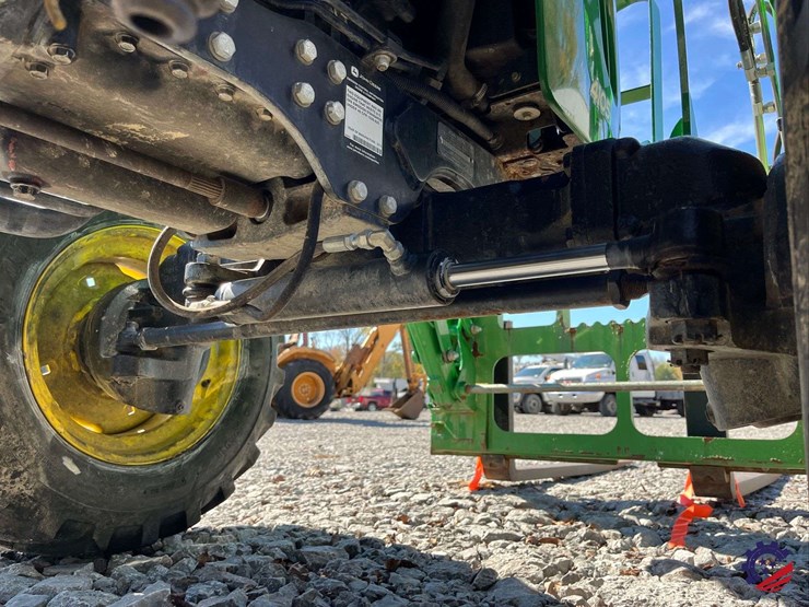 john-deere-4105-image-30