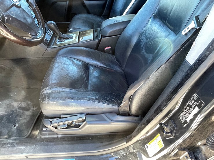 2010-volvo-xc90-image-45