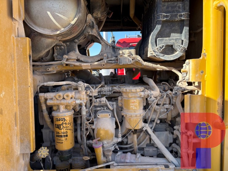 2012-caterpillar-140m2-image-7