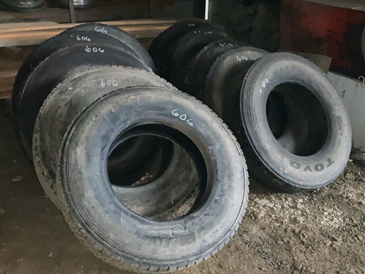 #606-•-truck-tires-image-1