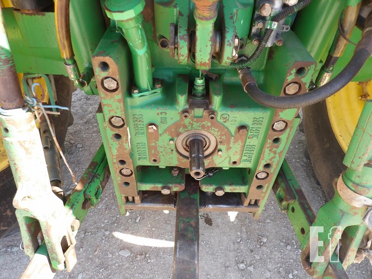 john-deere-7130-image-21