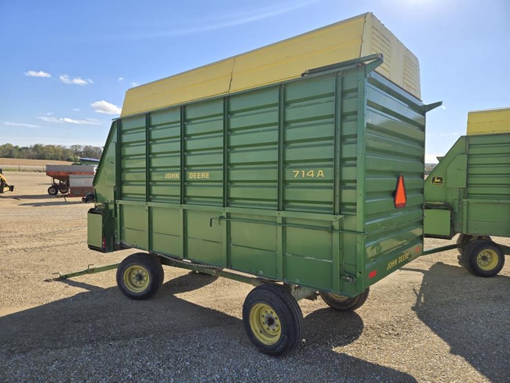 john-deere-714a-image-8