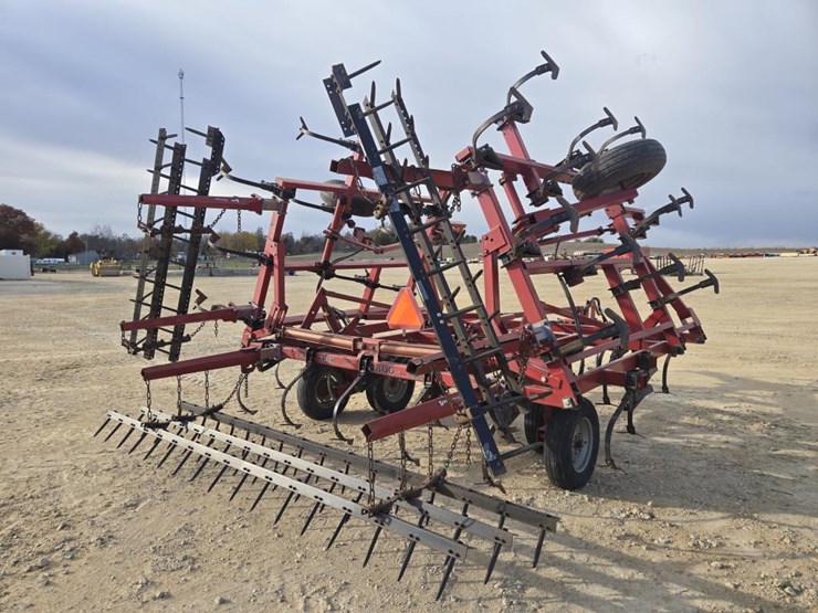 case-ih-4800-image-7