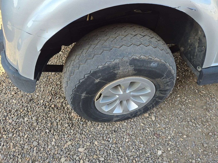 2019-e-z-go-rxv-electric-golf-cart-image-8