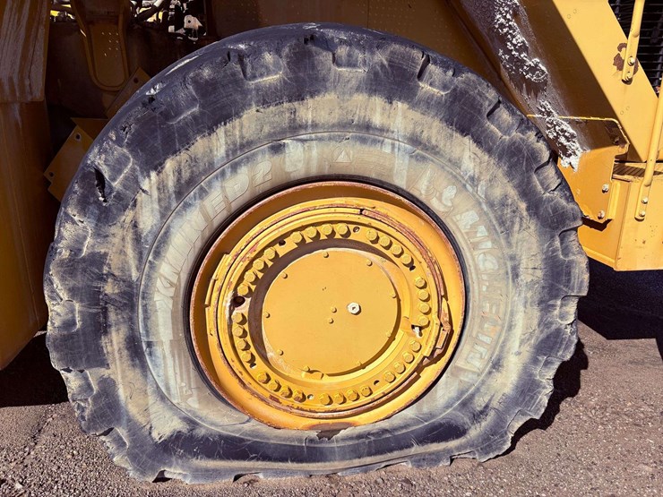 2001-caterpillar-988g-image-22