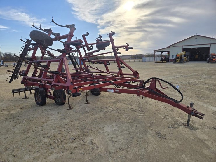case-ih-4800-image-10