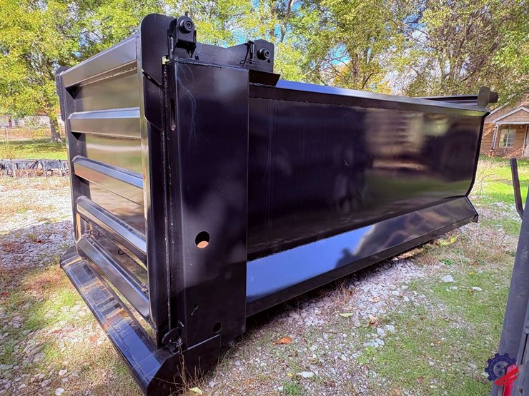 new-16'-ox-body-dump-body-with-high-lift-gate-image-5