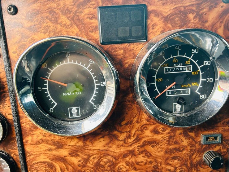 kenworth-t800-image-85