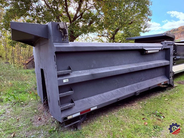 16'-dump-body-with-high-lift-gate-image-1