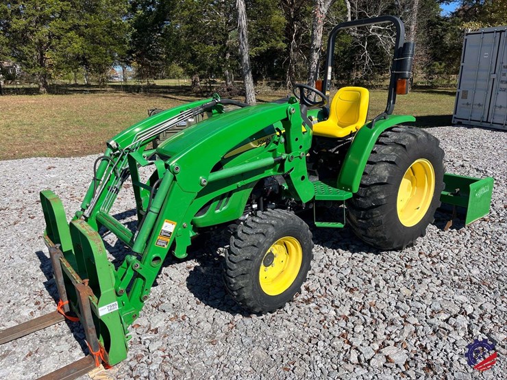 john-deere-4105-image-13