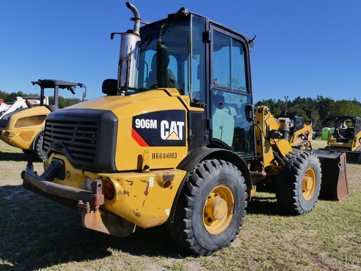 2018-caterpillar-906m-image-3