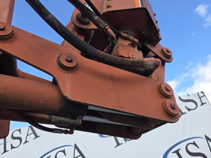 ditch-witch-350sx-image-35