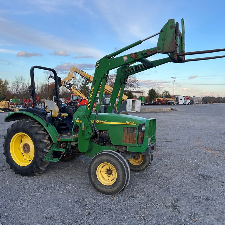 JOHN DEERE 5420