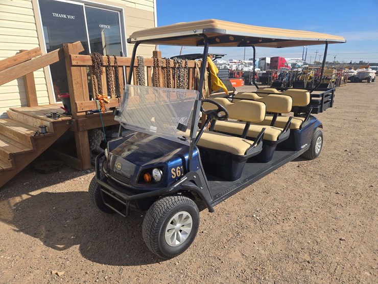cushman-s61-shuttle-8-72-volt-golf-cart-image-1