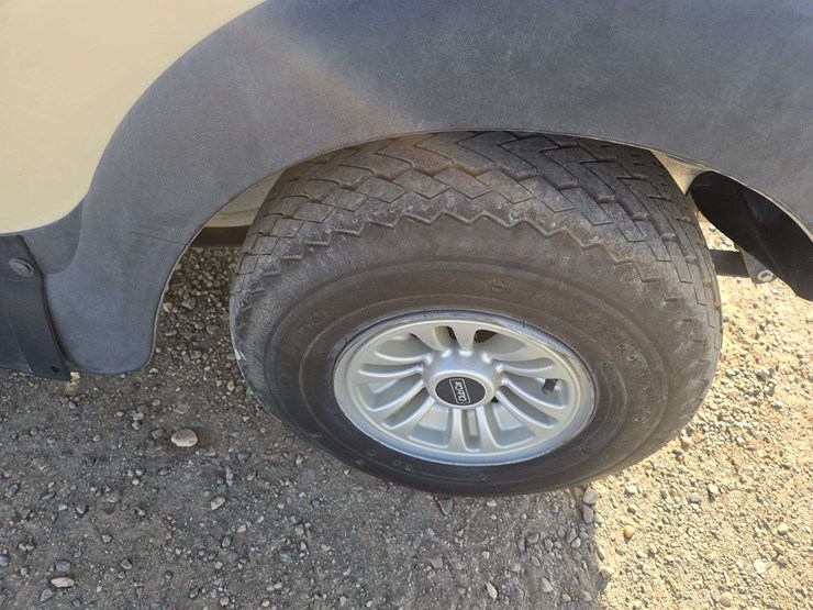 2017-club-car-precedent-golf-cart-image-5