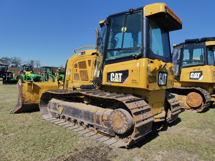 2018-caterpillar-d5k2-image-4