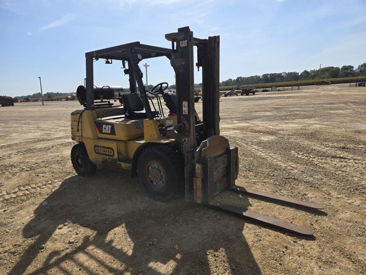 #5832-•-cat-gp40k2-fork-lift-image-15