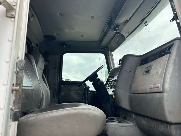 kenworth-t800-image-65