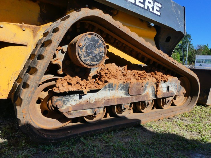 2018-deere-323e-image-6