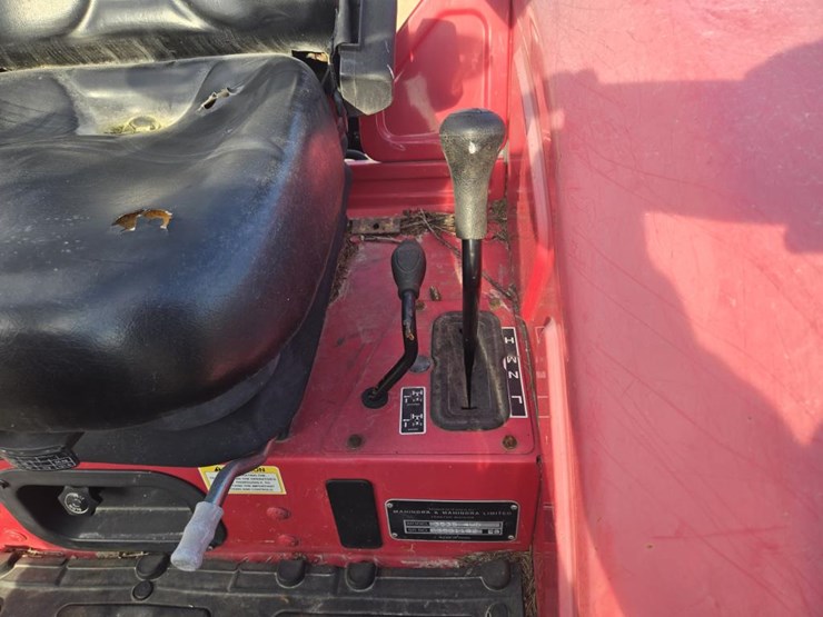 mahindra-3535-image-17