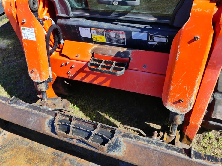 2019-kubota-svl75-2-image-12