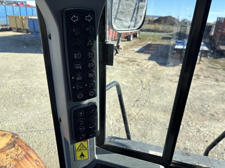 caterpillar-950k-image-37