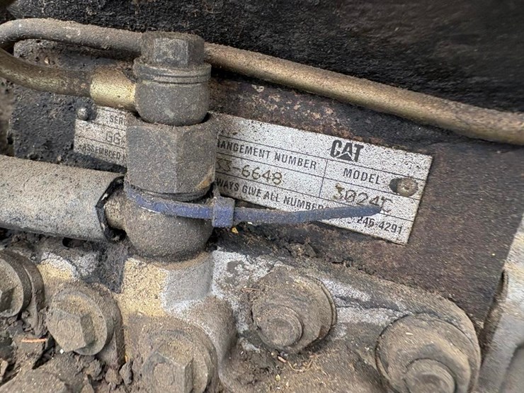 caterpillar-257b-image-2