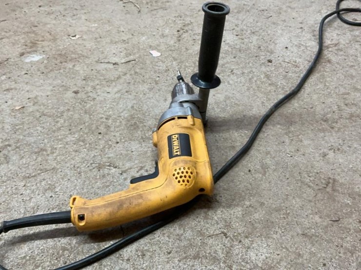 #109-•-dewalt-1/2”-electric-drill-and-bits-image-7