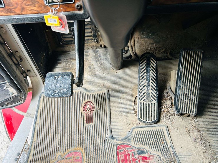 kenworth-t800-image-82