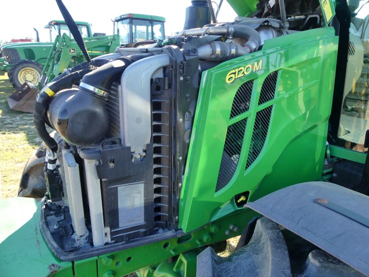 2021-john-deere-6120m-image-11