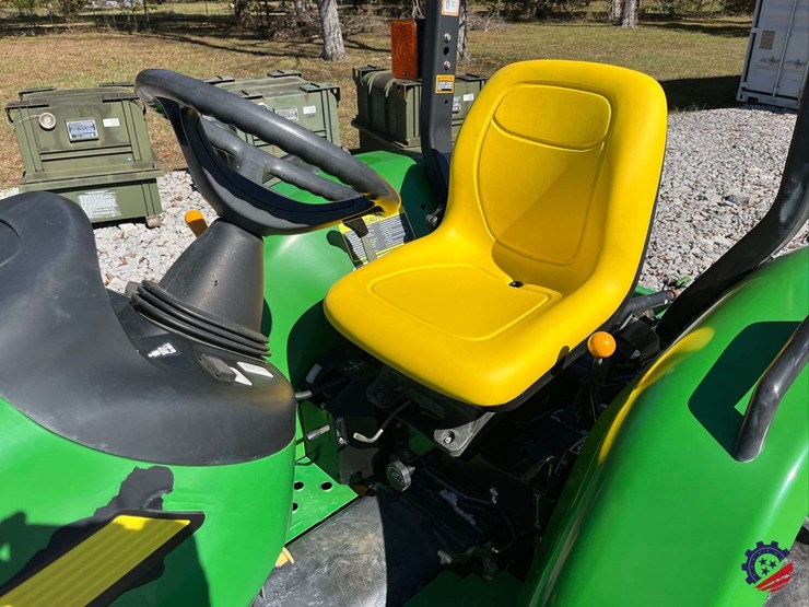 john-deere-4105-image-41