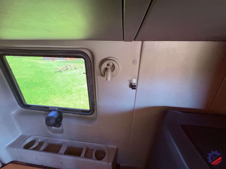 2017-international-prostar-image-106